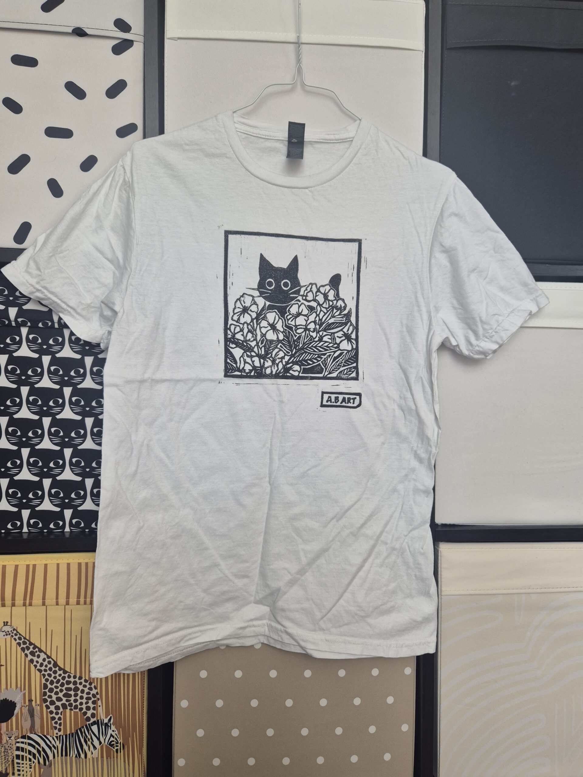 White Floral Black Cat T-Shirt – Size Small