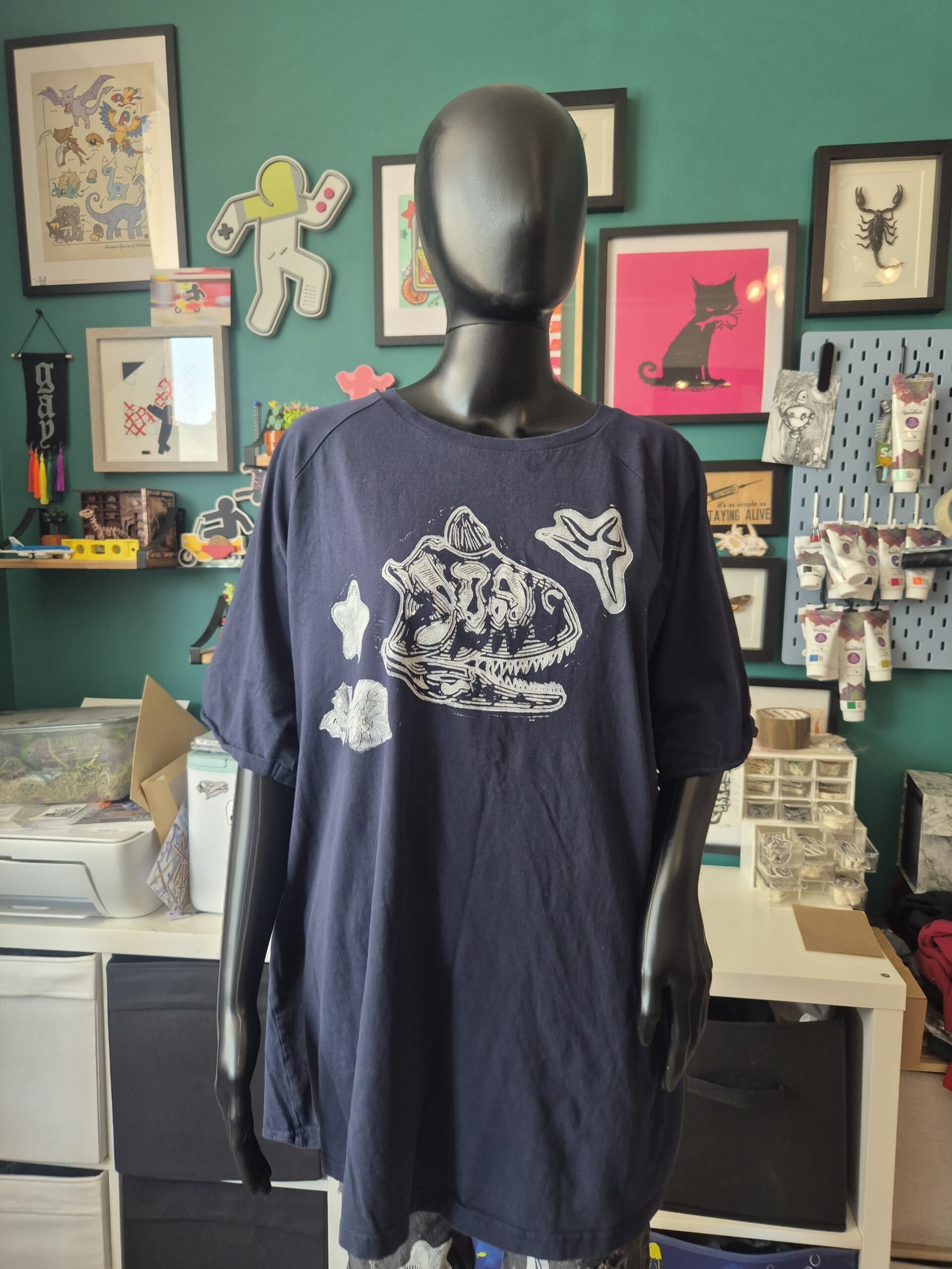 Navy Carnotaurus Upcycled T-Shirt - Size 2X-Large - Image 2