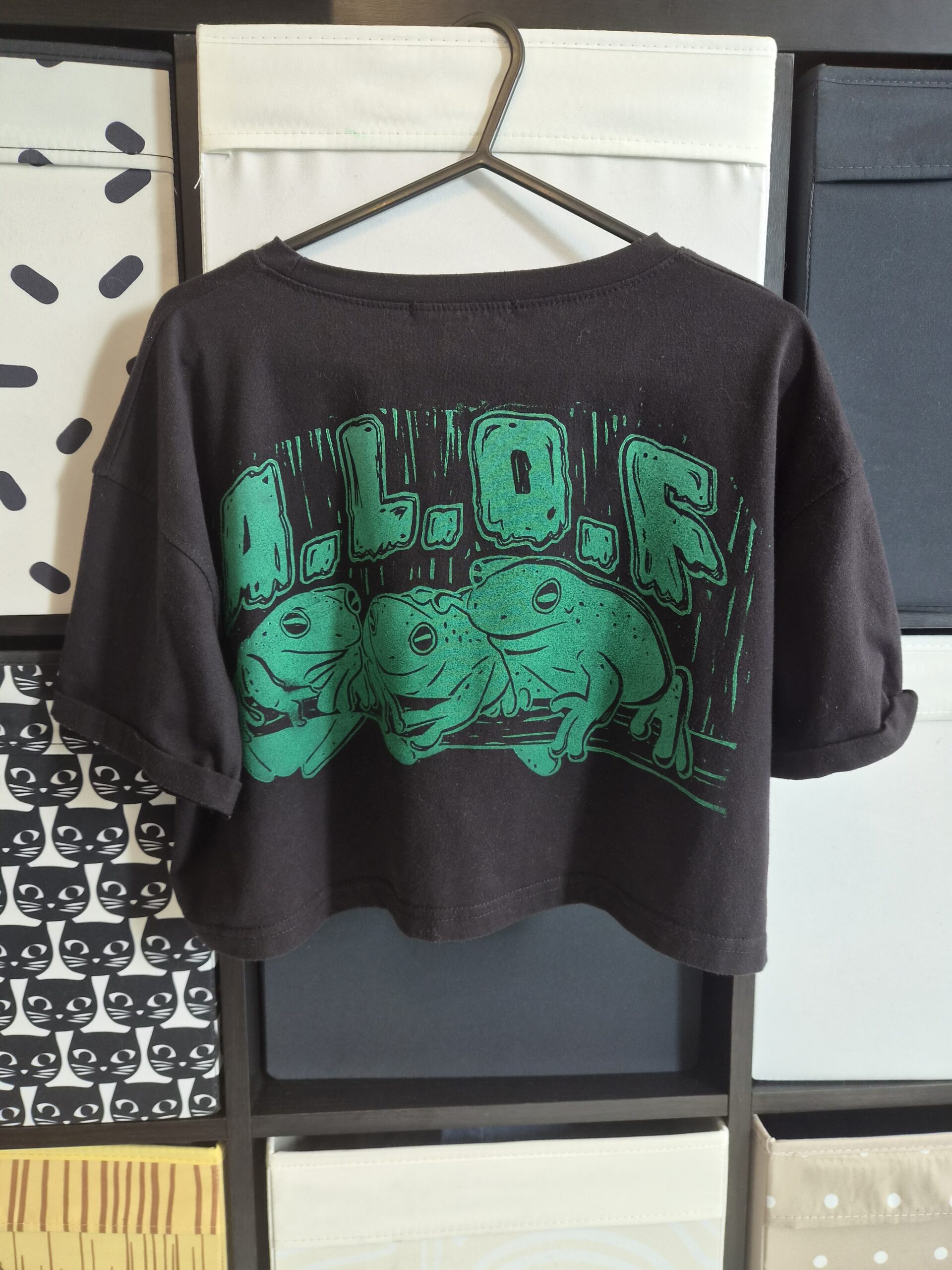 Black A.L.O.F Upcycled Cropped T-Shirt – Size Medium
